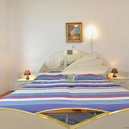 Gracijano 1724 Appartement *