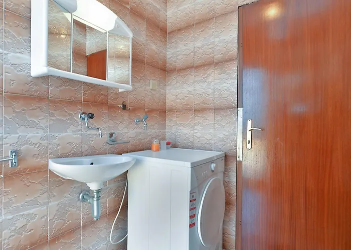 Apartman Gracijano 1724 *