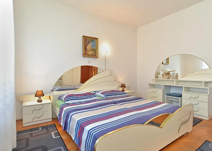 Apartman Gracijano 1724 Liznjan